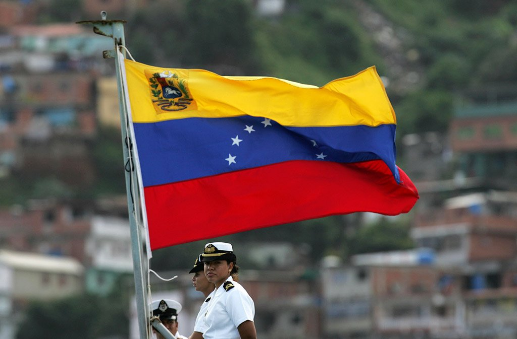Глава МИД Венесуэлы обвинил США в планах построить базу на спорной территории