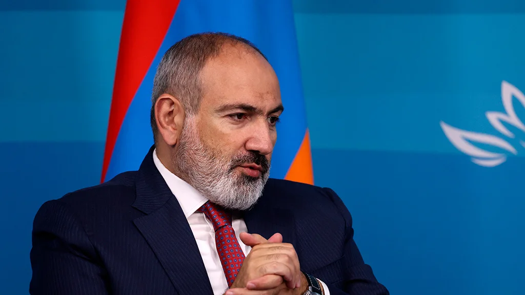 Пашинян предложил Баку подписать пакт о ненападении