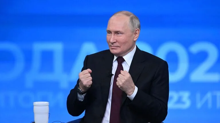 В поддержку самовыдвижения Путина по всей стране собрали уже более 1,3 млн подписей