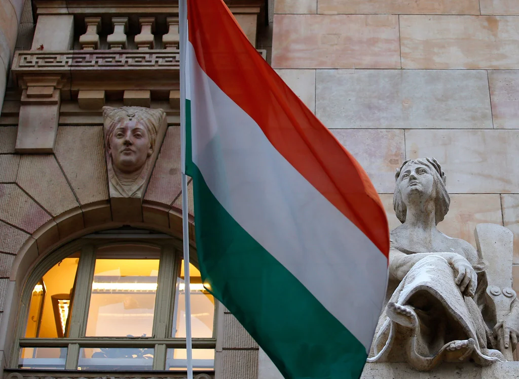 Венгрия решила не блокировать финансирование поставок оружия ВСУ из фонда ЕС