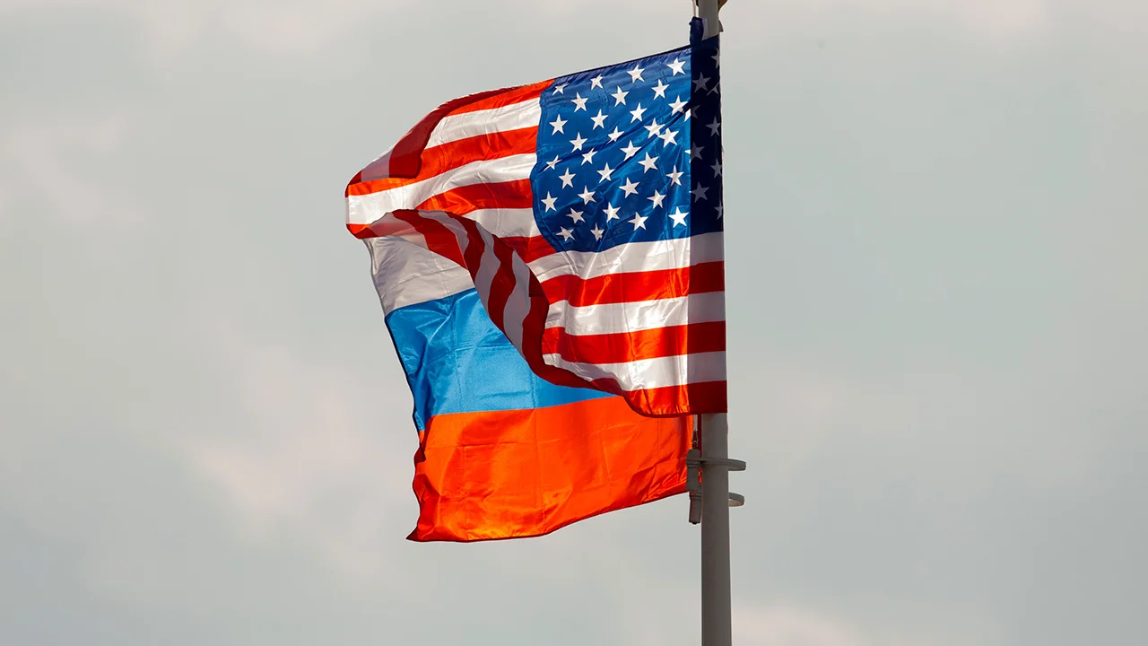 США анонсировали новые санкции против энергетического сектора России